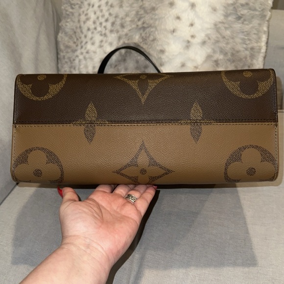 LV on the go MM mono smoke free environment comes with dusty box EUC Firm Price - Picture 13 of 16